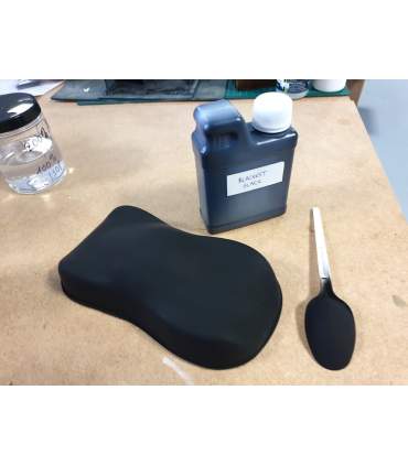 Blackest Black - schwarzer Polyurethan-Lack