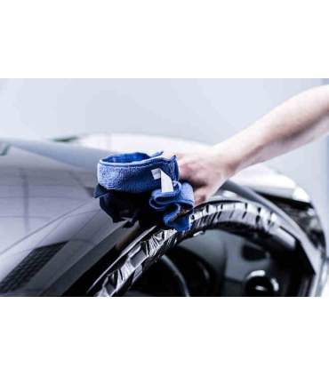 Hochglänzender schwarzer Hochglanz-Lack