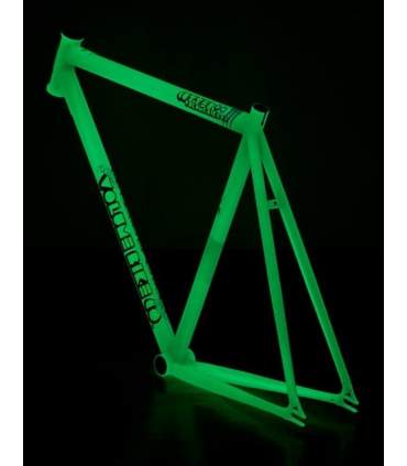 Komplettes Kit von phosphoreszierenden  Farben für Fahrräder